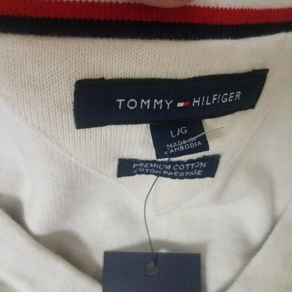 Sweater - Picture 2 of 2